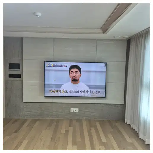 동대문 벽걸이TV 설치 방법 참고용 TV 거실 사진 2