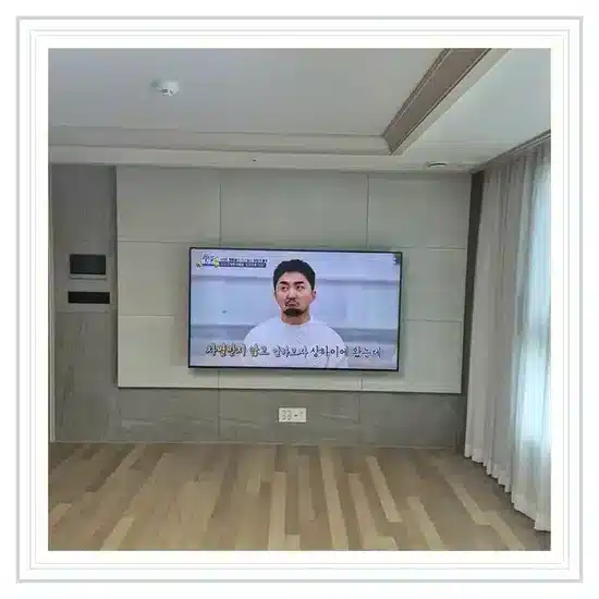 수원 TV 거치대 및 주변 공간 참고용 거실 사진 3