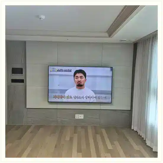 오산 벽걸이TV 설치 방법 참고용 TV 거실 사진 2